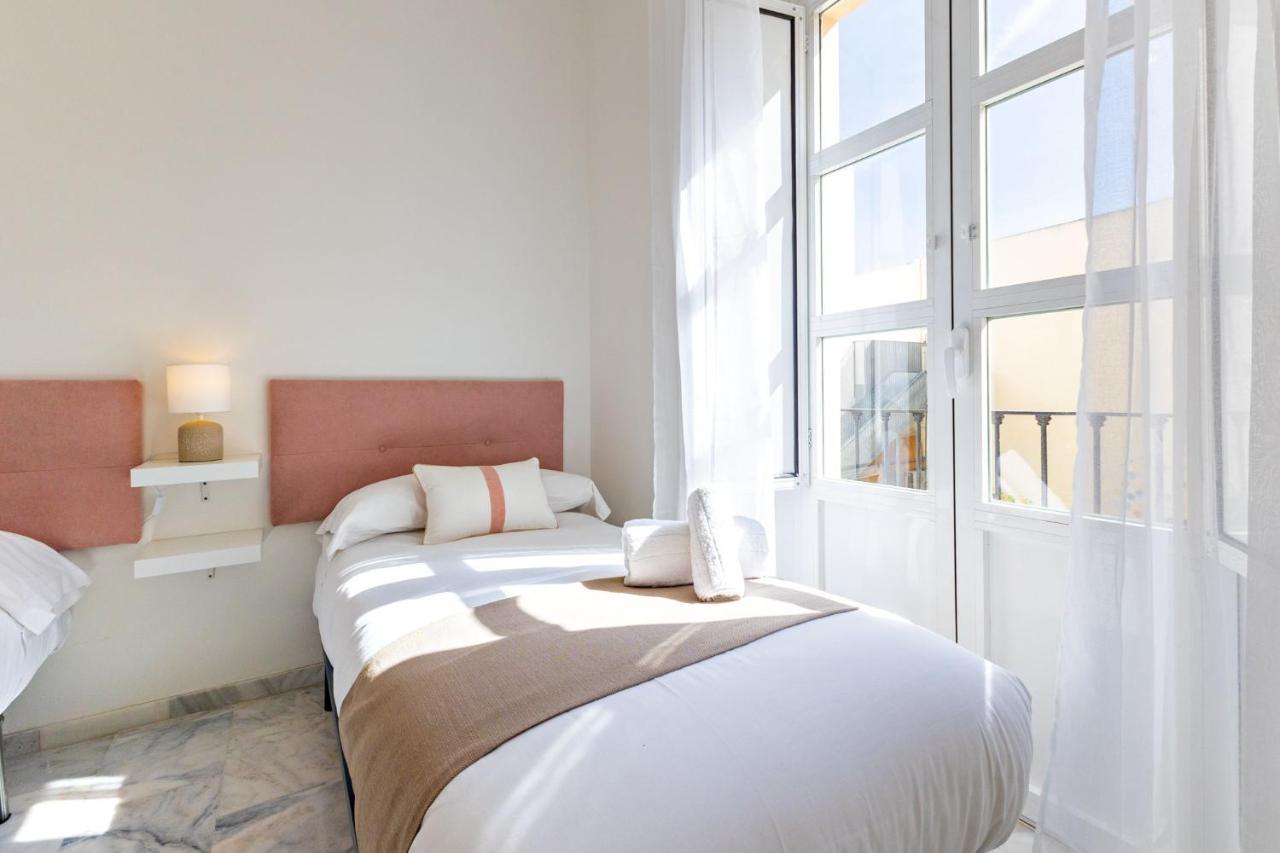 Muro City Center Suite By Valcambre Sevilla Exteriör bild